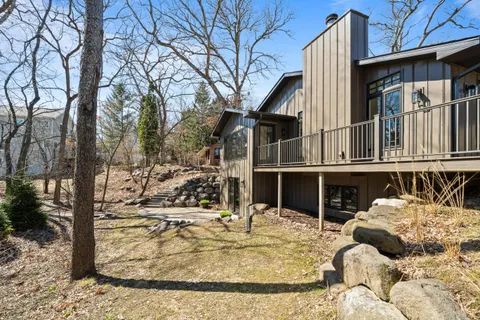 $1,795,000 | 853 Sauganash Drive, Fontana, WI 53125