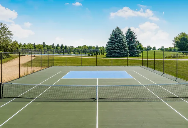 $1,995,000 | 853 Sauganash Drive, Fontana, WI 53125