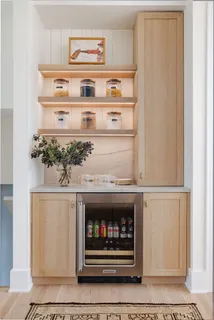 $1,995,000 | 853 Sauganash Drive, Fontana, WI 53125