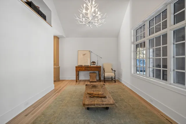 $1,995,000 | 853 Sauganash Drive, Fontana, WI 53125