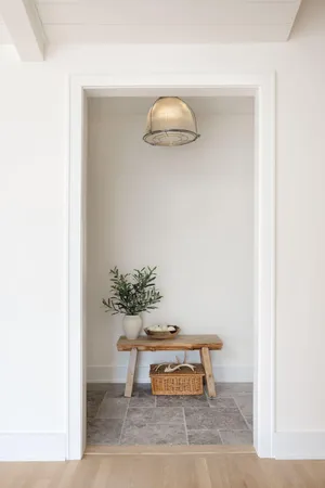 $1,995,000 | 853 Sauganash Drive, Fontana, WI 53125