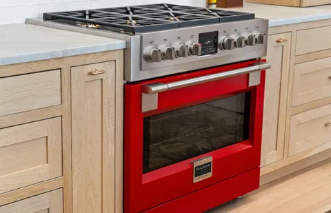 $1,995,000 | 853 Sauganash Drive, Fontana, WI 53125