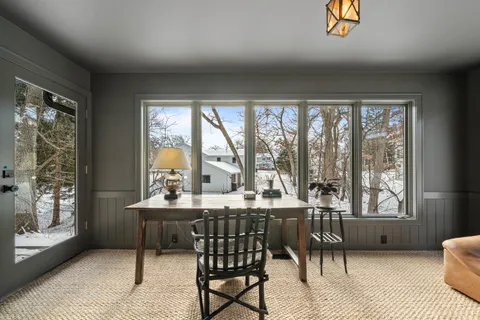 $1,995,000 | 853 Sauganash Drive, Fontana, WI 53125