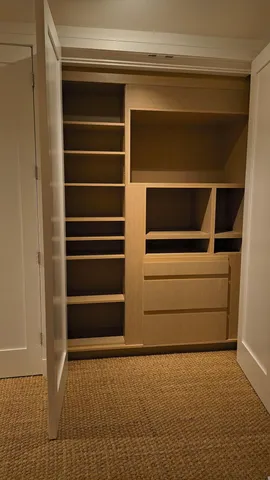 $1,995,000 | 853 Sauganash Drive, Fontana, WI 53125