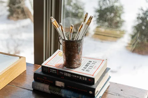 $1,995,000 | 853 Sauganash Drive, Fontana, WI 53125