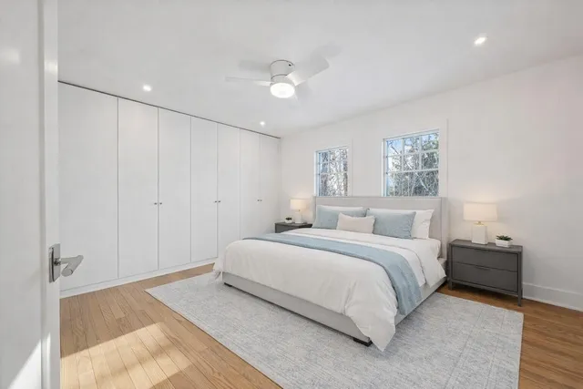 $1,995,000 | 853 Sauganash Drive, Fontana, WI 53125