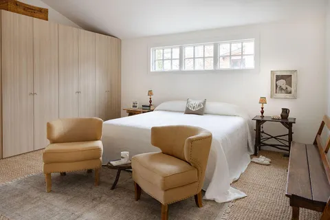 $1,995,000 | 853 Sauganash Drive, Fontana, WI 53125