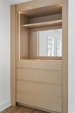 $1,995,000 | 853 Sauganash Drive, Fontana, WI 53125