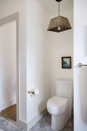 $1,995,000 | 853 Sauganash Drive, Fontana, WI 53125