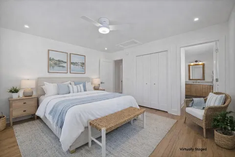 $1,995,000 | 853 Sauganash Drive, Fontana, WI 53125