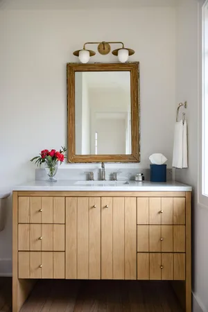 $1,995,000 | 853 Sauganash Drive, Fontana, WI 53125