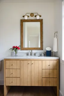 $1,995,000 | 853 Sauganash Drive, Fontana, WI 53125