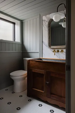 $1,995,000 | 853 Sauganash Drive, Fontana, WI 53125