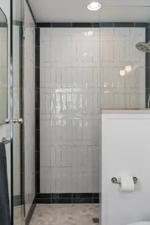 $1,995,000 | 853 Sauganash Drive, Fontana, WI 53125