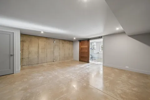 $1,795,000 | 853 Sauganash Drive, Fontana, WI 53125