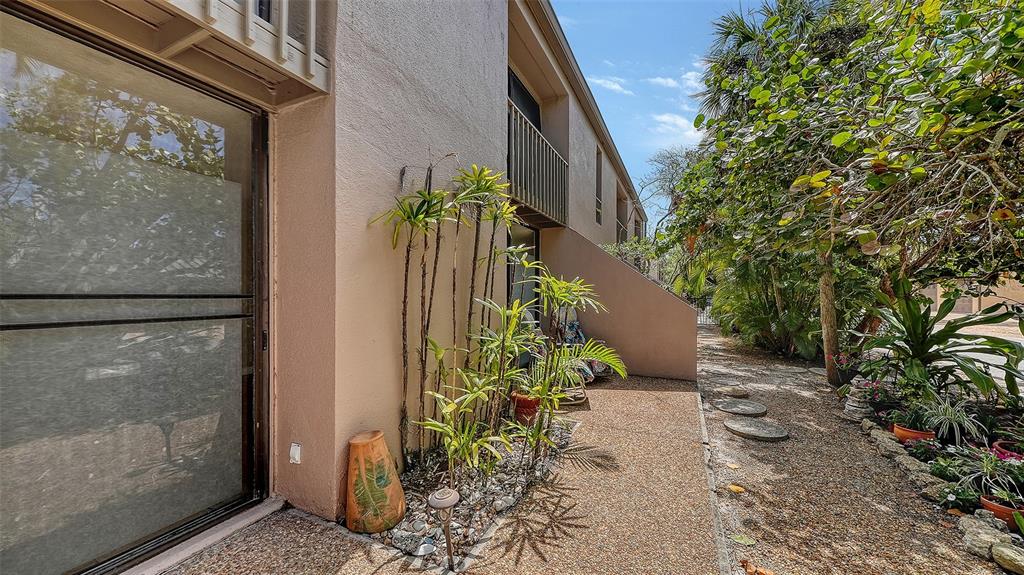 115 Pass Key Road, Unit 115 Sarasota, FL 34242 - Photo 18 of 54
