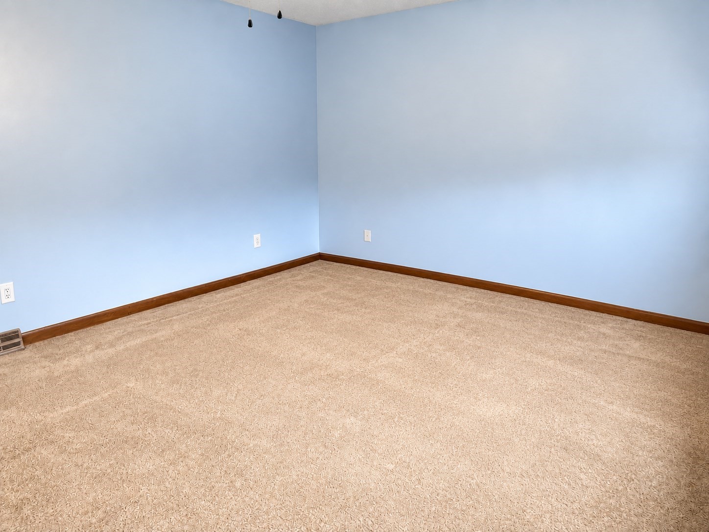 138 Slate Road Chicopee, MA 01020 - Photo 30 of 42 Gallery Image 30