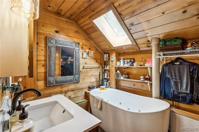 $470,000 | 24214 Zurich Drive, Crestline, CA 92325