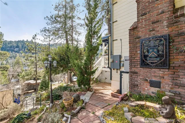 $470,000 | 24214 Zurich Drive, Crestline, CA 92325