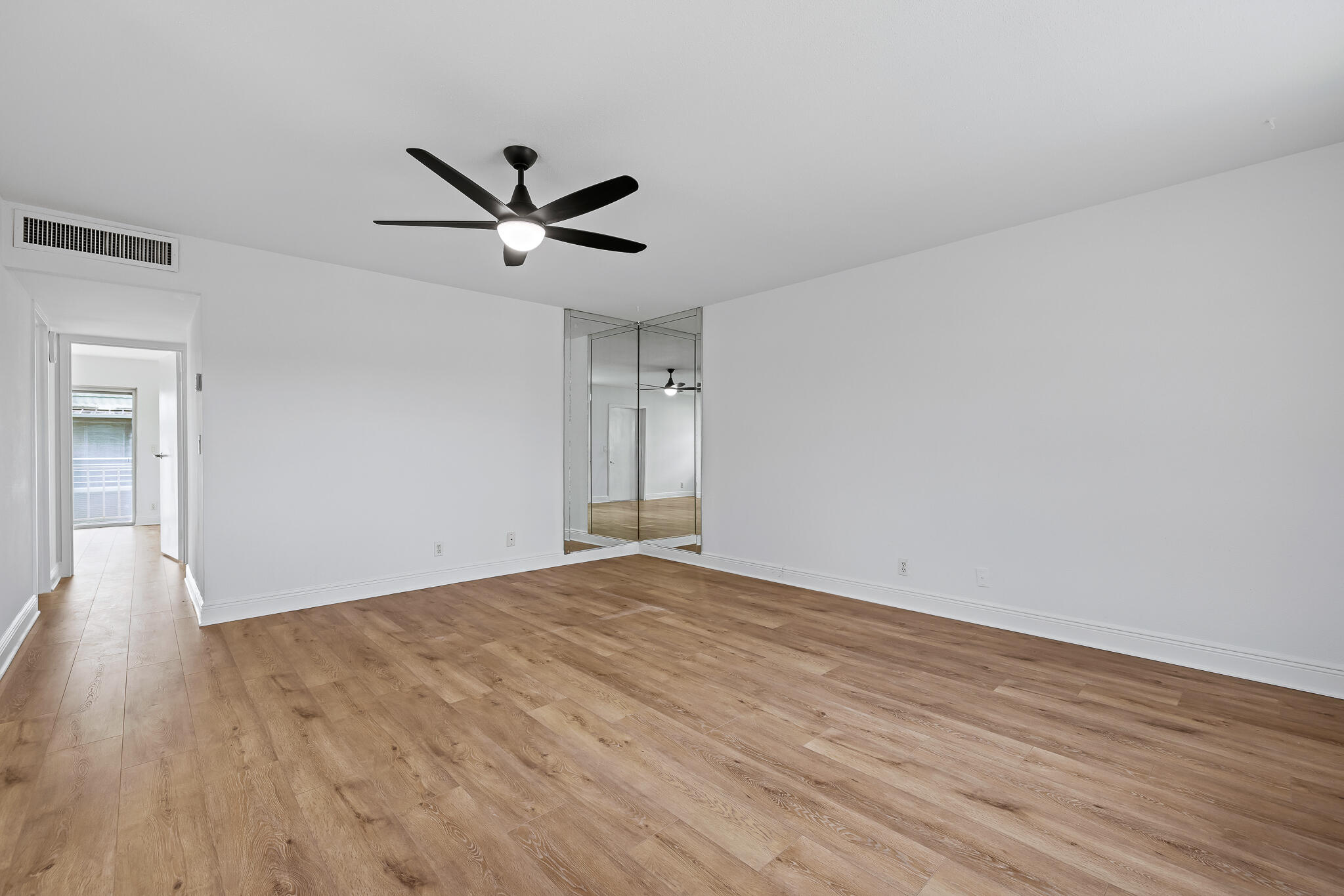 613 Monaco Way Delray Beach, FL 33446 - Photo 6 of 20 613 Monaco Way m Delray Beach(MLS)-5