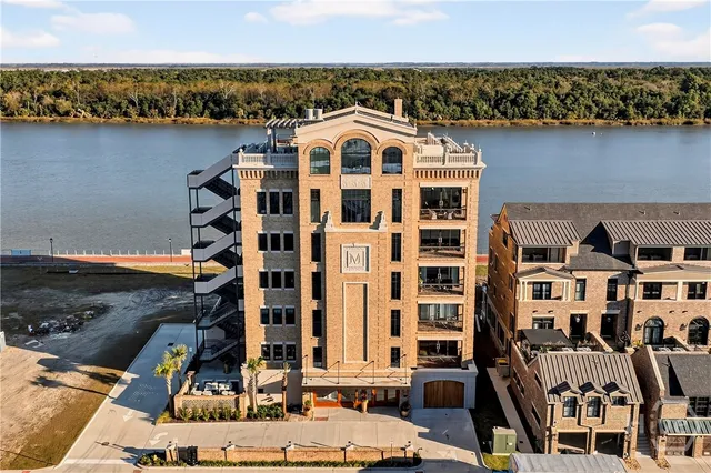 $5,391,758 | 440 Geo Meyer Avenue, Unit 1, Savannah, GA 31401