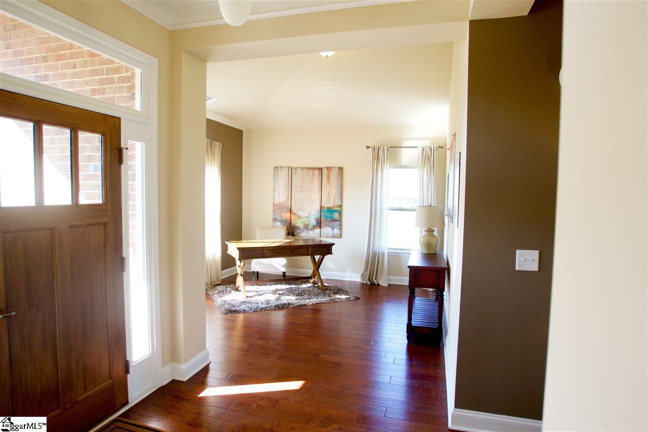 201 Gentle Slopes Way Simpsonville, SC 29681 - Photo 3 of 27 Gallery Image 3