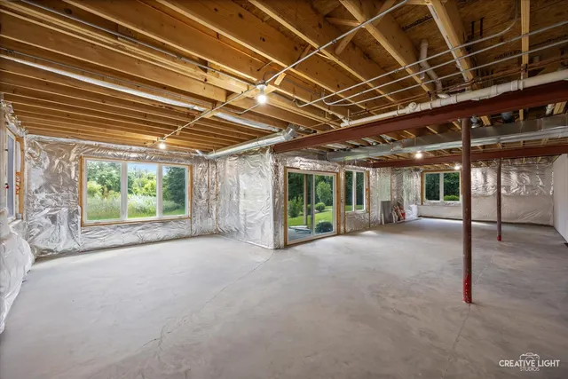 $998,000 | 7625 Dunham Road, Woodridge, IL 60517