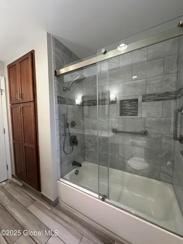 $2,700 | 11 Campagna Drive, Colonie, NY 12205