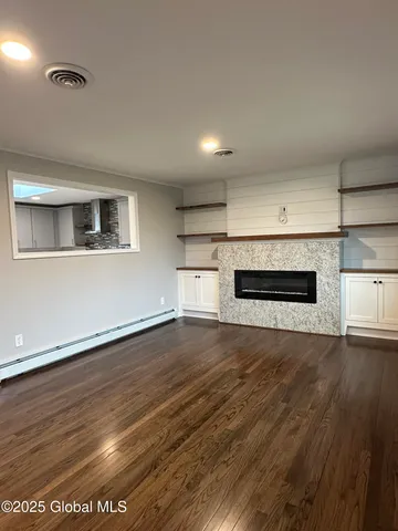 $2,700 | 11 Campagna Drive, Colonie, NY 12205