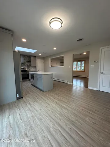 $2,700 | 11 Campagna Drive, Colonie, NY 12205