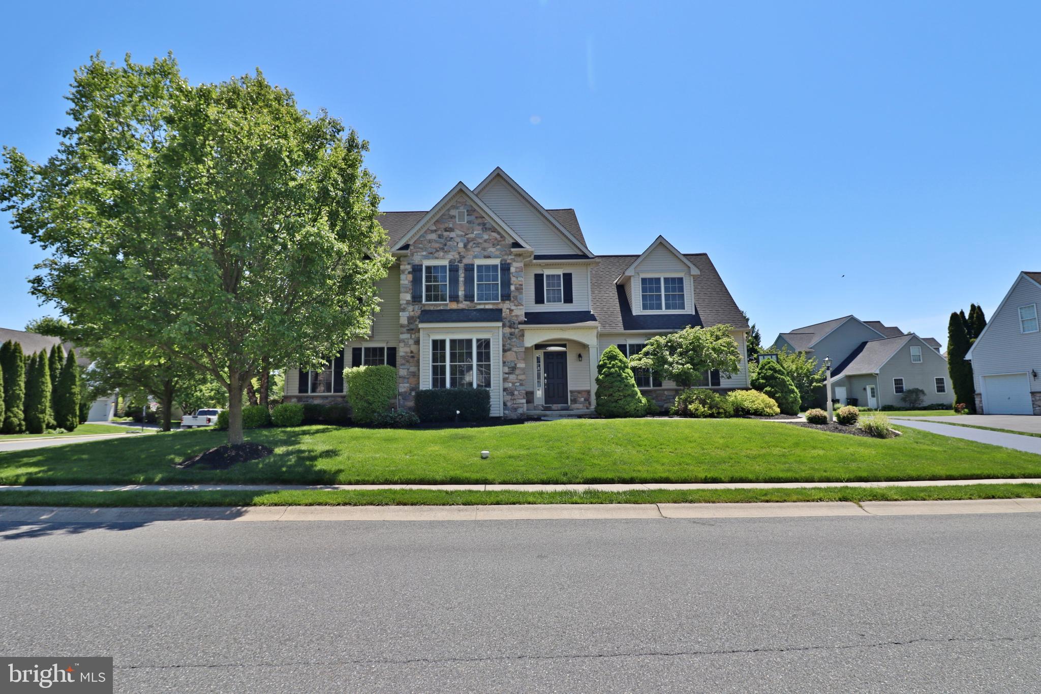 312 Squire Lane Lititz, PA 17543 - Photo 1 of 1