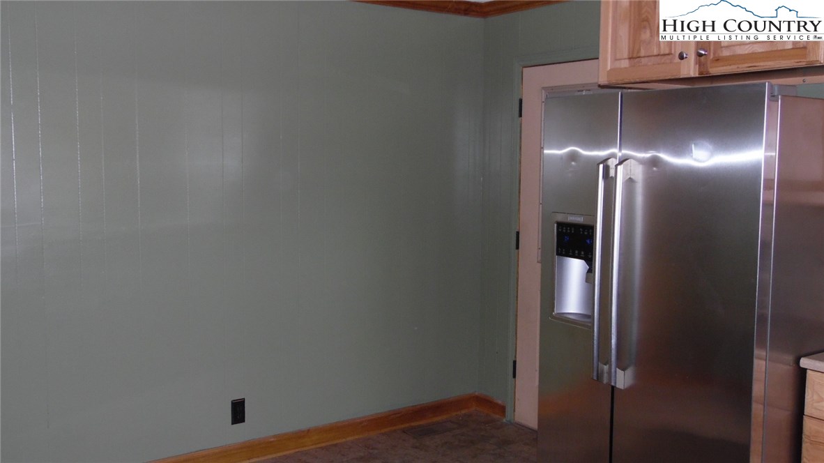 1210 Mahogany Rock Road Sparta, NC 28675 - Photo 24 of 40 Gallery Image 24