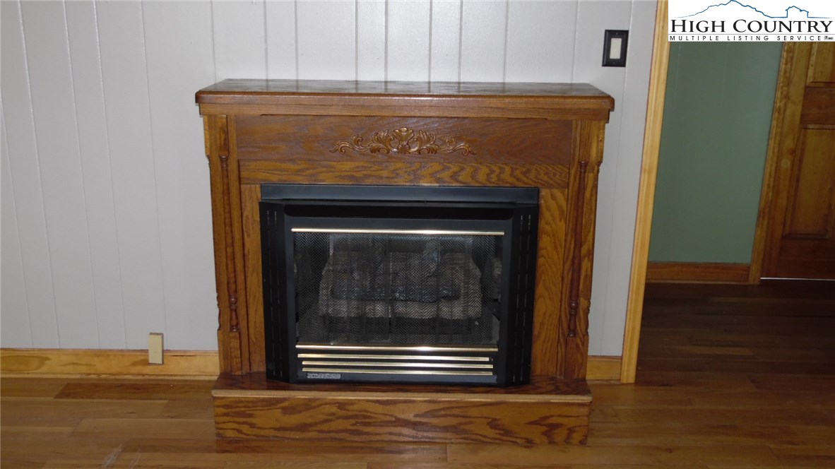 1210 Mahogany Rock Road Sparta, NC 28675 - Photo 32 of 40 Gallery Image 32