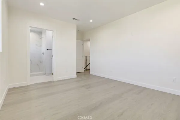 $3,200 | 7044 Greeley Street, Unit 3, Tujunga, CA 91042