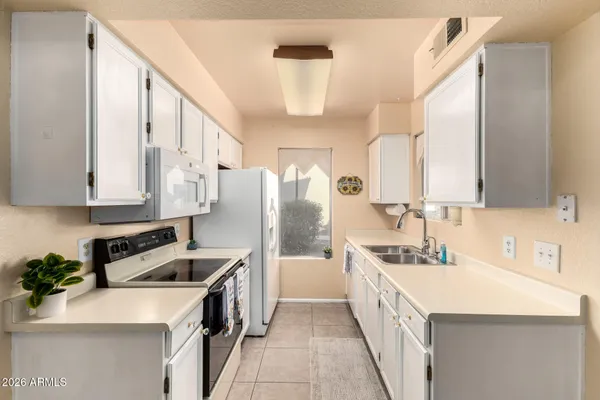 $240,000 | 10610 South 48th Street, Unit 1071, Phoenix, AZ 85044