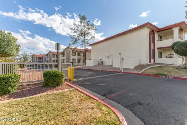 $240,000 | 10610 South 48th Street, Unit 1071, Phoenix, AZ 85044