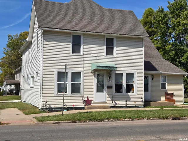 $125,900 | 564 South Main Street, Canton, IL 61520