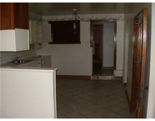 1133 Altman Road Jeannette, PA 15644 - Photo 3 of 15 Kitchen.