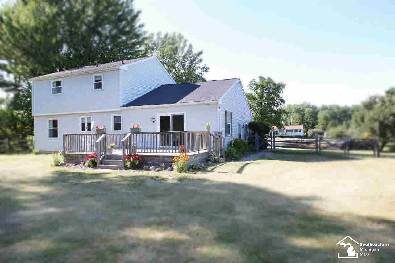 5563 Samaria Road Ottawa Lake, MI 49267 - Photo 3 of 21 21180219-2.JPG