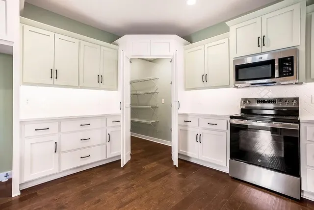 $495,000 | 6145 Park Street, Shawnee, KS 66216