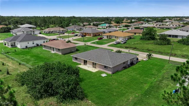 $1,700 | 4551 22nd Street Southwest, Lehigh Acres, FL 33973