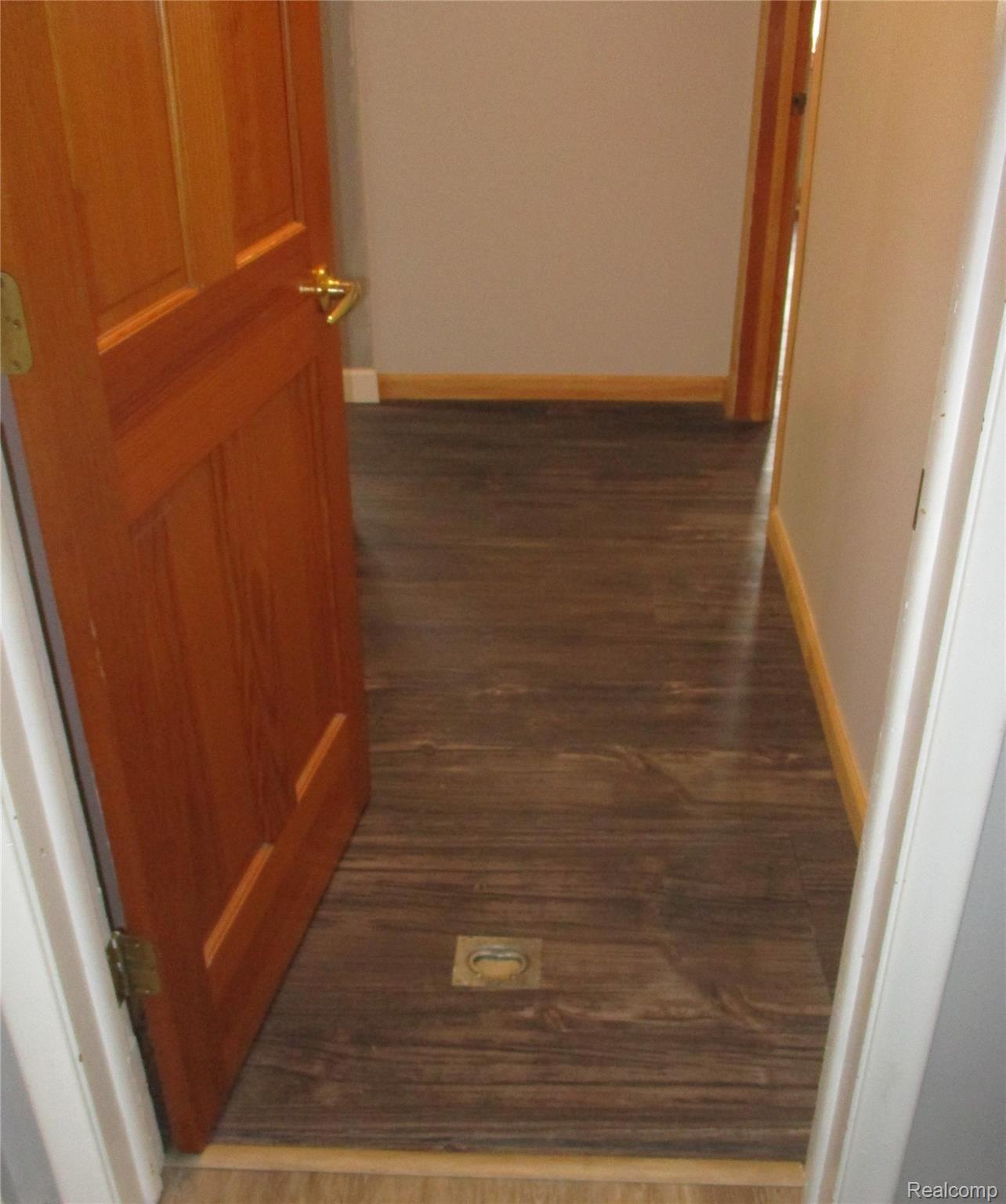 12885 Grafton Road Carleton, MI 48117 - Photo 17 of 22 IMG_2988 (2).JPG