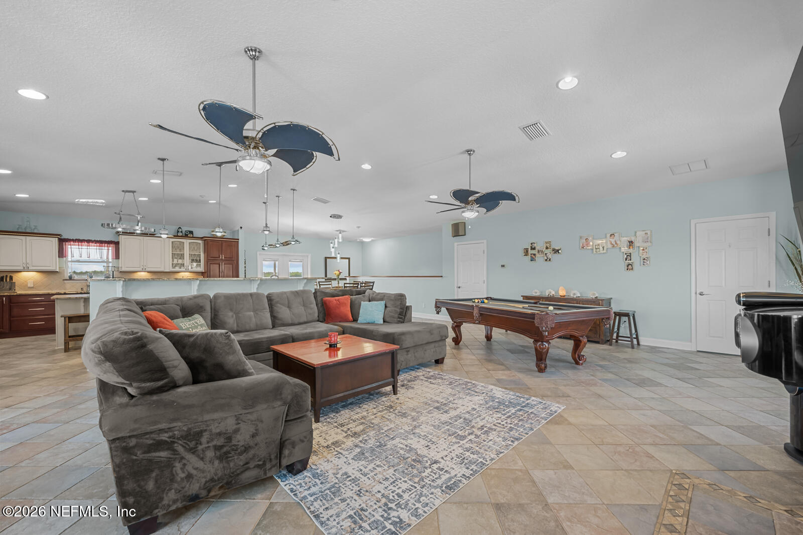 4539 Ribault Park Street Jacksonville, FL 32233 - Photo 43 of 62 Living area