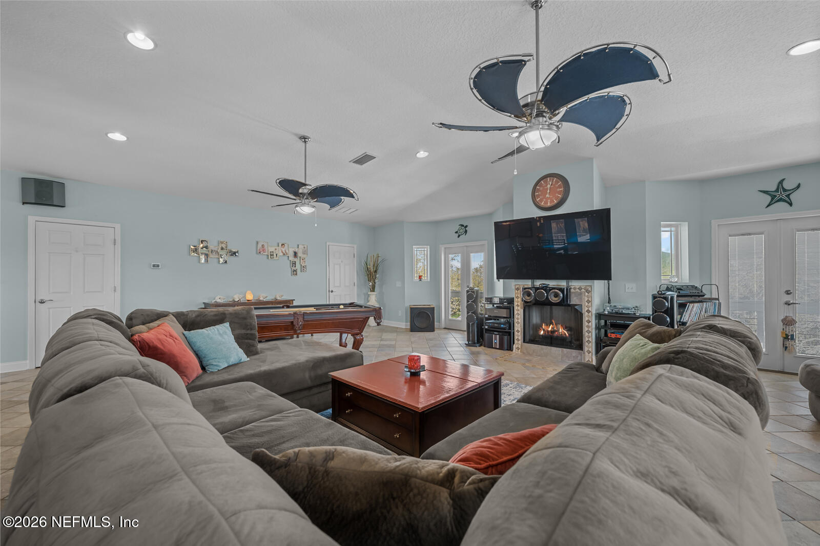 4539 Ribault Park Street Jacksonville, FL 32233 - Photo 44 of 62 Living area