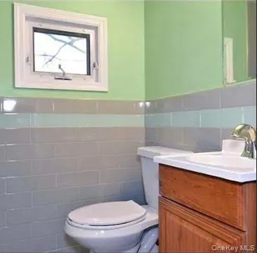 $3,500 | 102 Applegate Drive, Central Islip, NY 11722