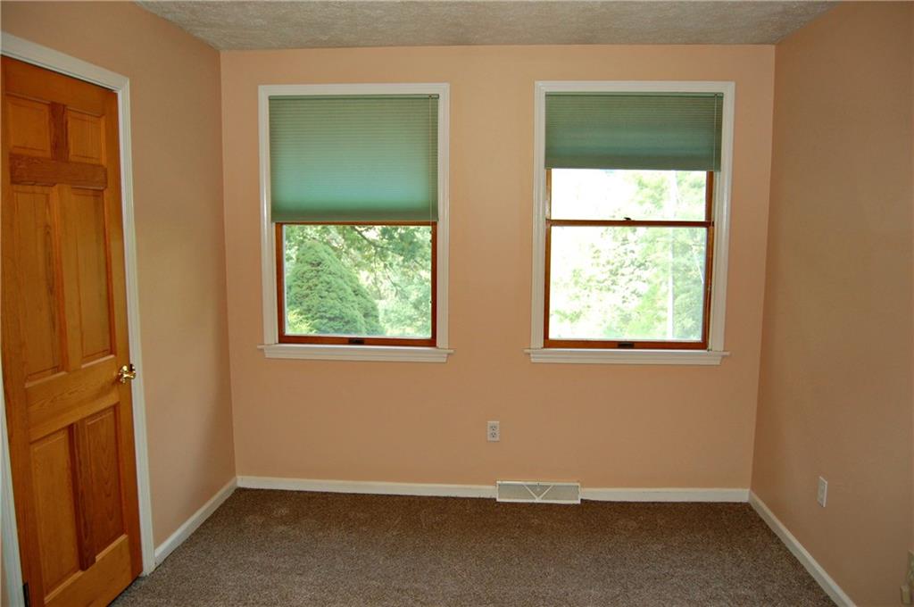 1887 Reissing Road McDonald, PA 15057 - Photo 13 of 25 OFFICE OFF FAMILYROOM