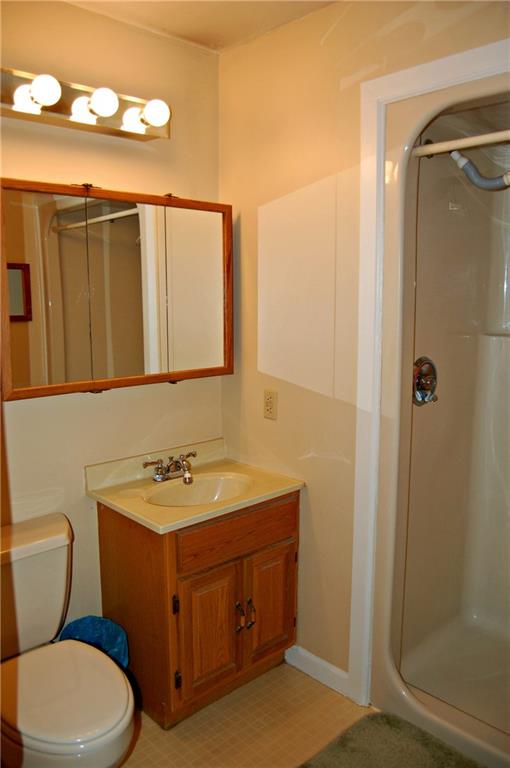 1887 Reissing Road McDonald, PA 15057 - Photo 15 of 25 IST FLOOR FULL BATH