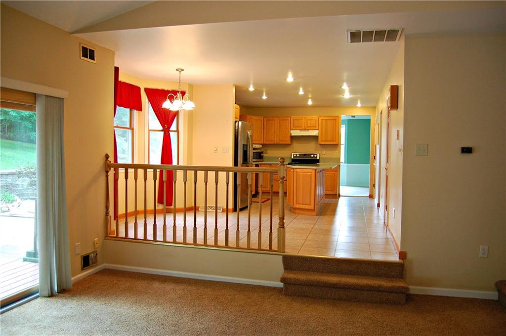 1887 Reissing Road McDonald, PA 15057 - Photo 9 of 25 VIEW OF THE SPACIOUS EAT IN KIT