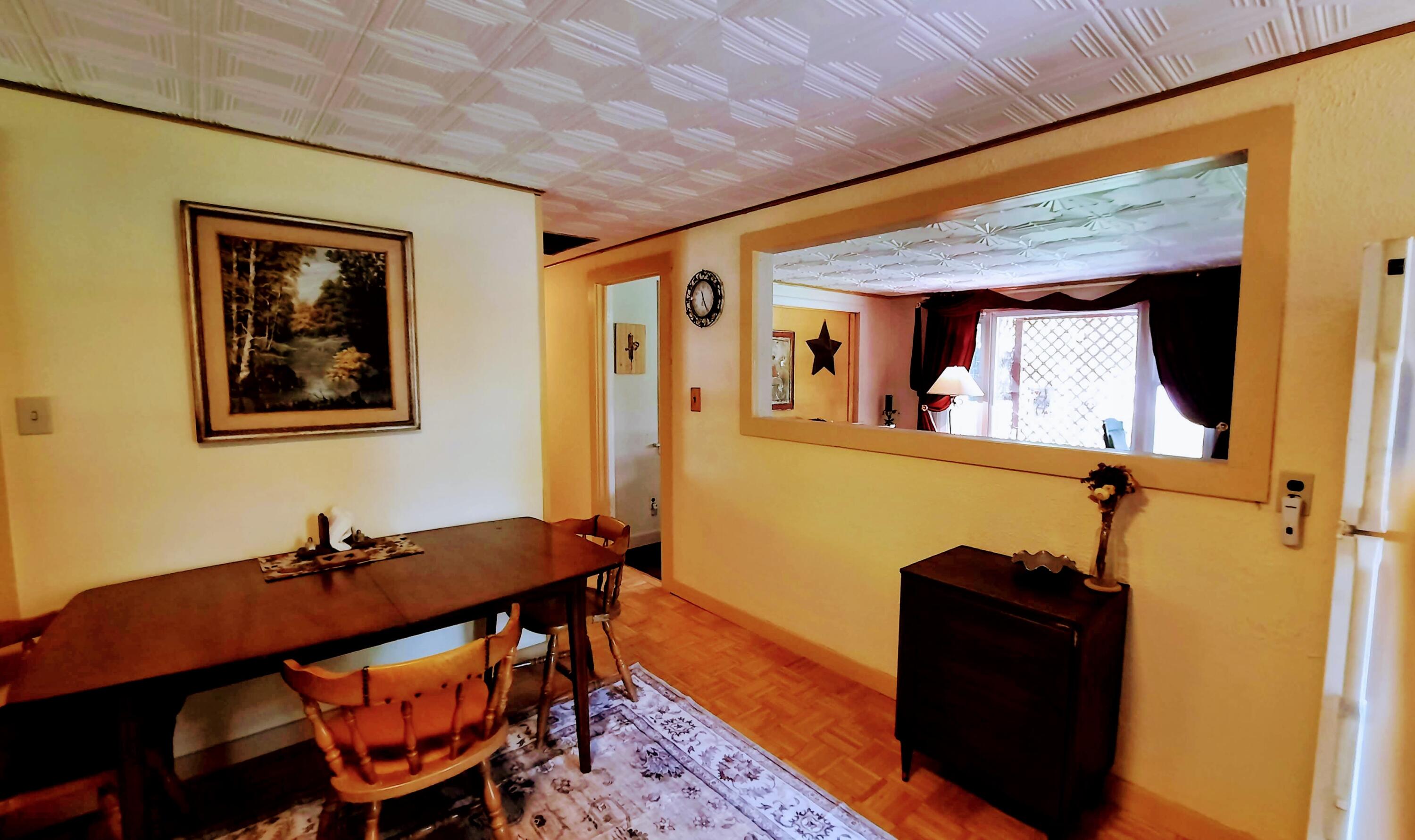 8424 3rd Street Onekama, MI 49675 - Photo 27 of 77 Eat-In Kitchen