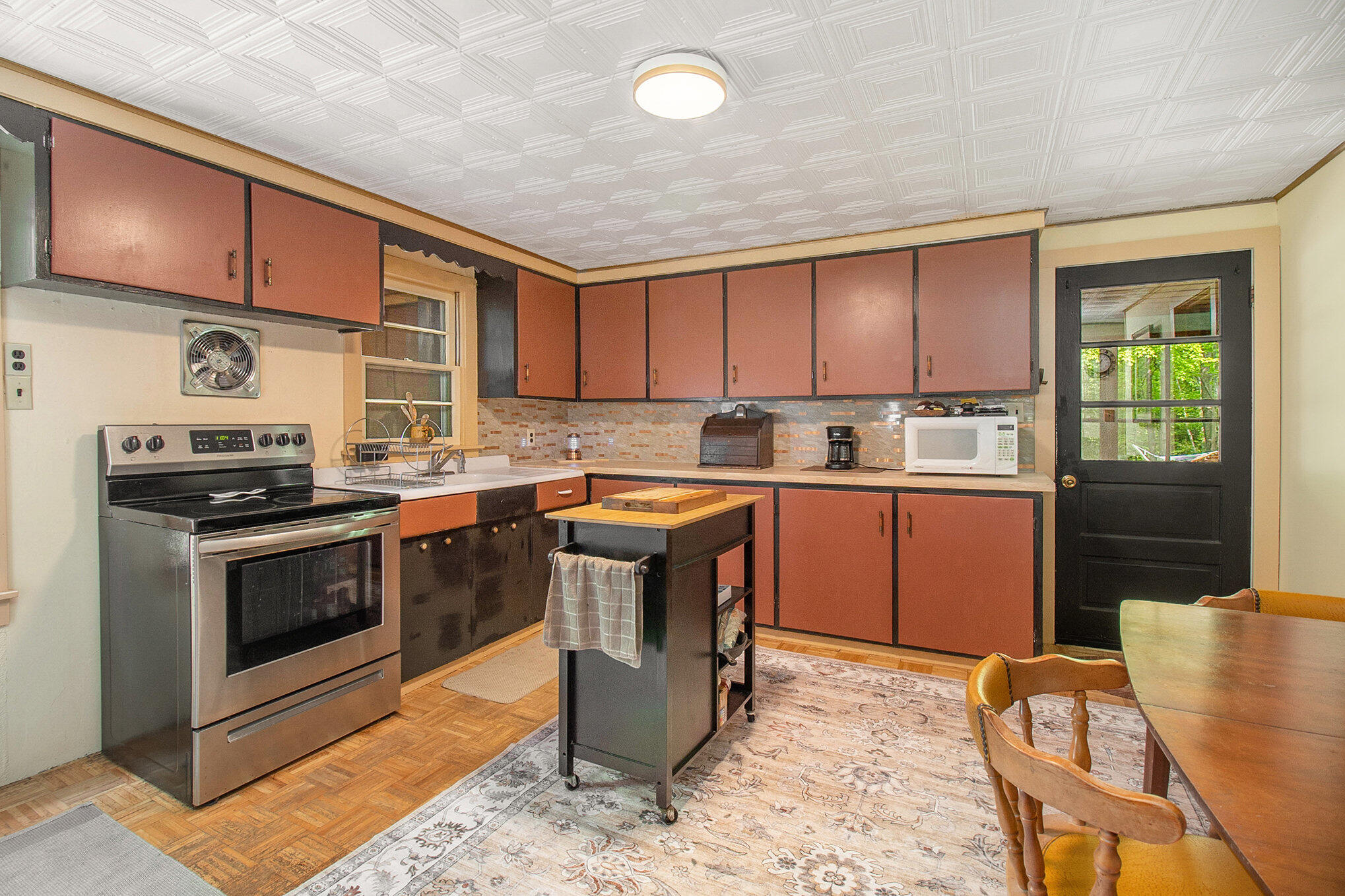 8424 3rd Street Onekama, MI 49675 - Photo 28 of 77 Parquet Floors, New Backsplash